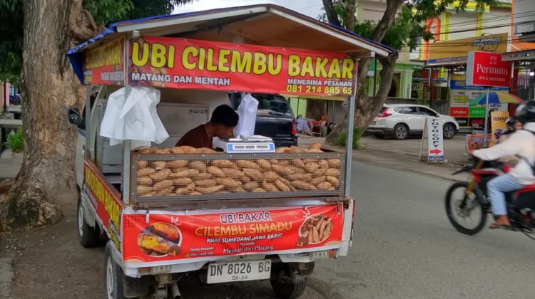 Perantau Garut Kenalkan Ubi Cilembu di Kota Palu
