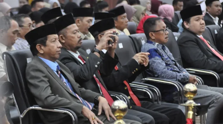 Pimpinan DPRD Kota Palu Hadiri Pelantikan Wakil Ketua DPRD Sulteng