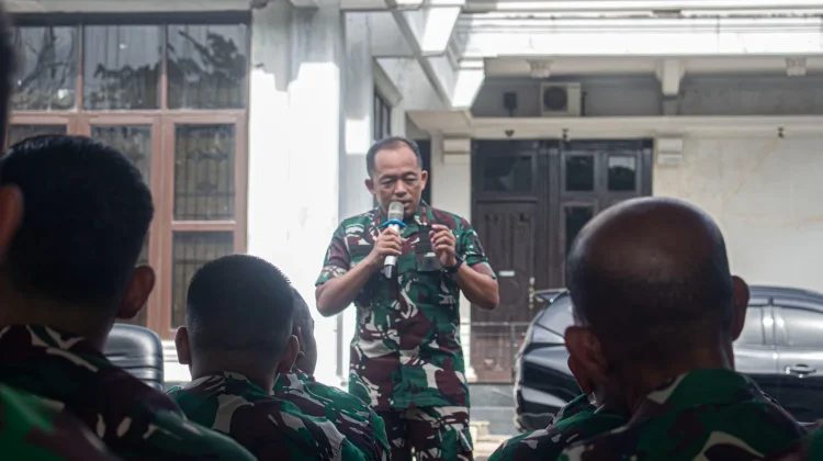 Jam Komandan Perdana, Danrem 132/Tadulako Tekankan Disiplin dan  Loyalitas