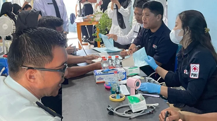 Berbagi Kehidupan di Hari Bakti Pemasyarakatan ke-62, Bapas Palu Ikut Donor Darah