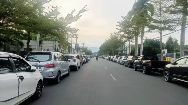 Parkiran Rapi Warnai CFD di Jalan Kartini Palu