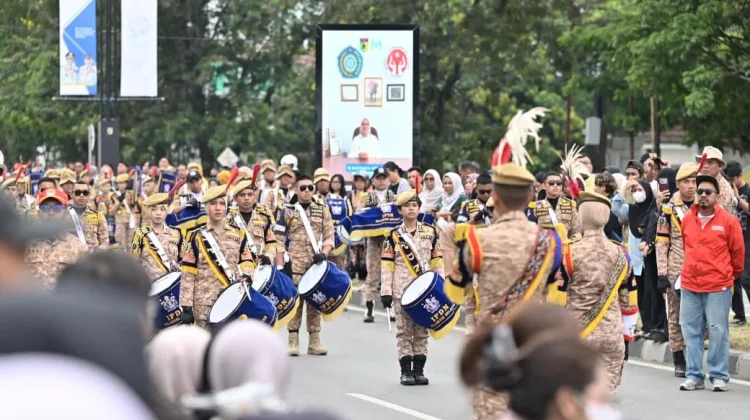 HUT ke-62 Sulteng, Gubernur Lepas Parade Karnaval Budaya