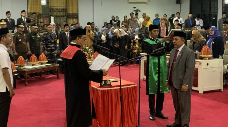 Yasin Lataka Resmi Dilantik Jadi Ketua DPRD Donggala