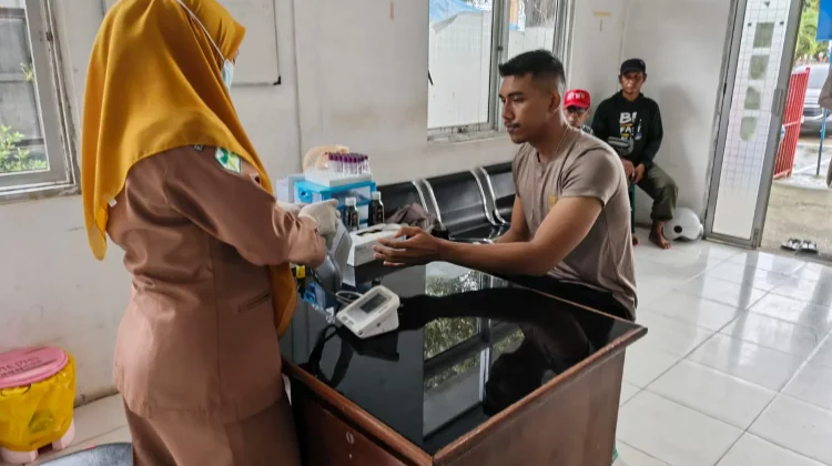 Wujud Kepedulian, Brimob Donor Darah untuk Kebutuhan Medis di Morowali