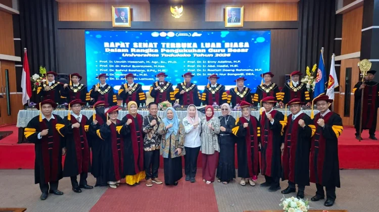 Sembilan Guru Besar Untad Dikukuhkan, Rektor Tekankan Kontribusi bagi Masyarakat