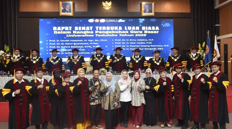 Tingkatkan Kualitas Pendidikan, UNTAD Kukuhkan Sembilan Guru Besar