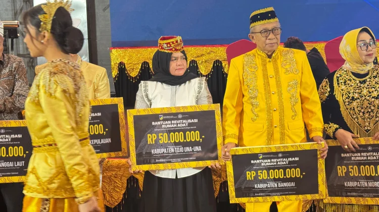 Wabup Touna Hadiri Silaturahmi Adat se-Sulteng di Palu