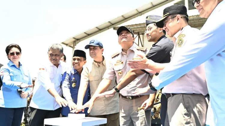 Gubernur Anwar Hafid Tegaskan Potensi Sulteng Sebagai Produsen Buah Durian