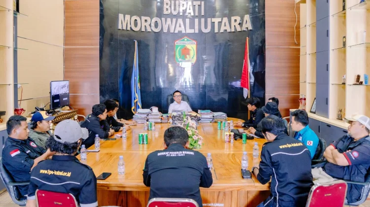Terima Aspirasi Buruh, Bupati Morut Komitmen Perjuangkan Kesejahteraan Pekerja