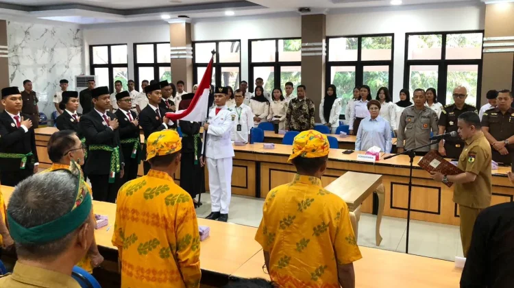 Wali Kota Palu Kukuhkan 7 Pengurus Duta Pancasila Paskibraka Indonesia