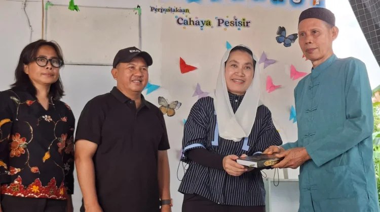 Wawali Palu Resmikan Perpustakaan dan TPQ Cahaya Pesisir di Tondo