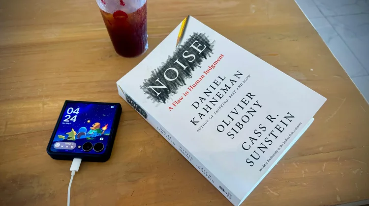 Mengenal Buku Noise, Kesalahan dalam Pengambilan Keputusan