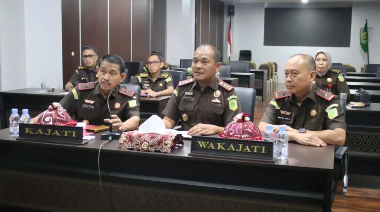 Hari Pertama Bertugas, Kajati Sulteng Pimpin Restoratif Justice