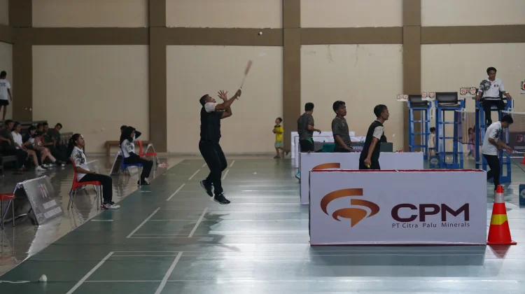 Turnamen Bulutangkis Piala Pangdam Diikuti Ratusan Atlet