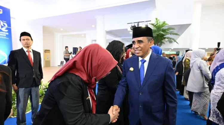 Gubernur Sulteng Lantik 40 Pejabat, Tekankan Harmonisasi dan Kedisiplinan