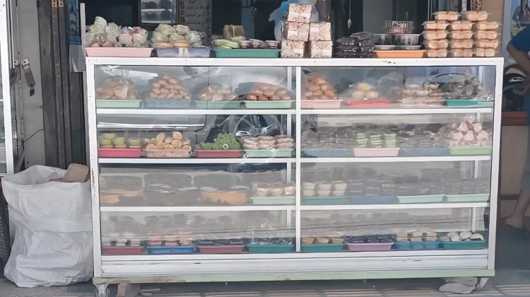 UMKM Palu Pertahankan Kue Tradisional di Tengah Modernisasi