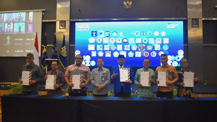 Resmikan Sentra KI, Kemenkum Sulteng Teken 48 PKS Bersama Pemda dan Kampus