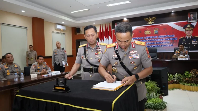 Kapolda Sulteng Tekankan Soliditas dan Sinergi dalam Paparan Laporan Kesatuan