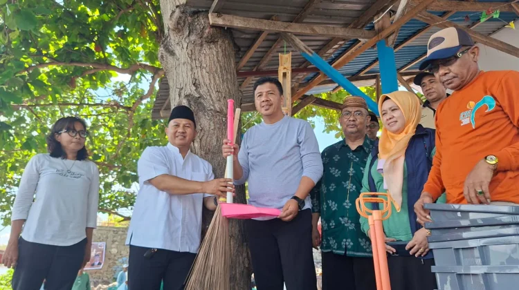 Pengurus Wilayah IPARI Sulteng Peduli Lingkungan lewat Bersih Pantai