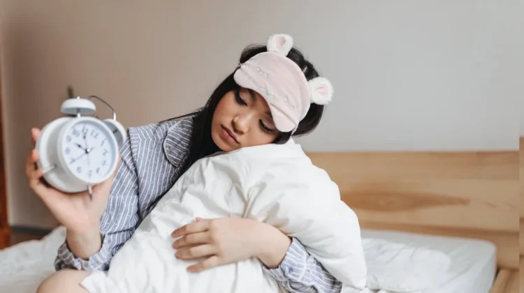 7 Kebiasaan Kecil yang Membantu Tidur Lebih Lelap