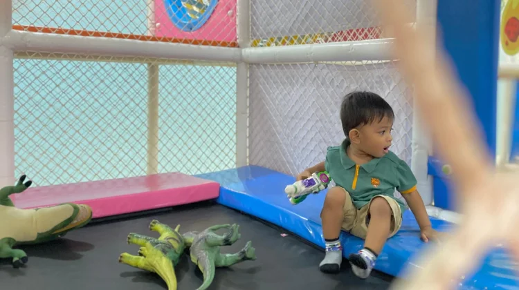 Bukan Sekadar Bermain, Ini Momen Kebersamaan Orang Tua dan Anak