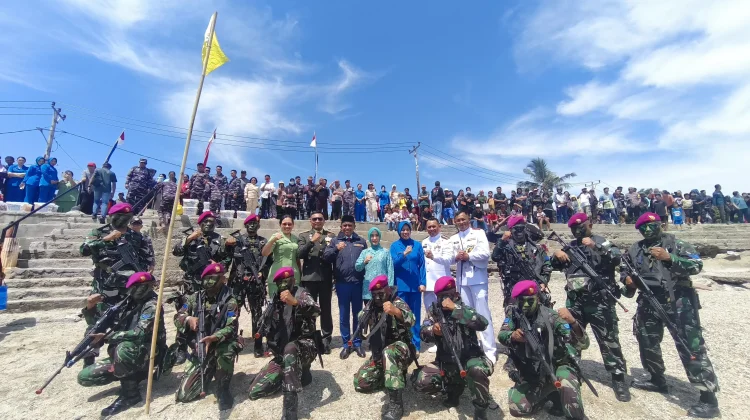LANAL Palu Dukung Latihan Pendaratan Satgas Operasi Trisila di Pantai Talise