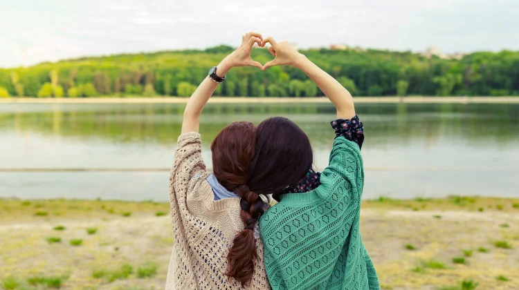 Memahami Perbedaan Refreshing dan Healing