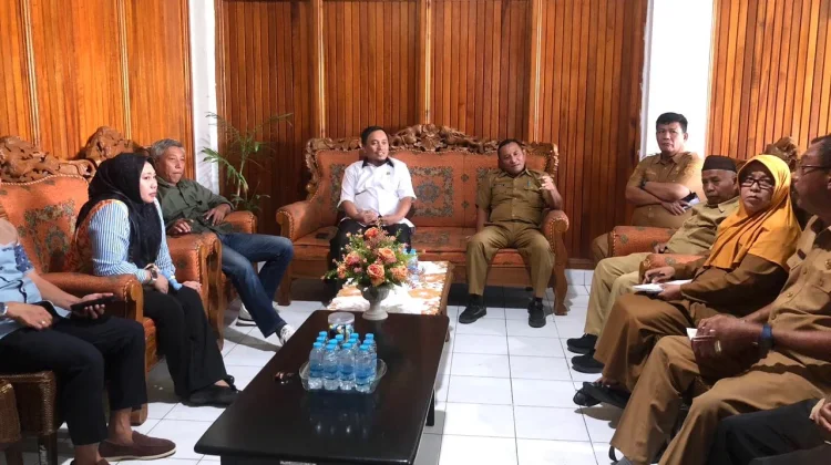 Tingkatkan Fungsi Pengawasan, Komisi B DPRD Kota Palu Kunjungan Kerja ke DPKP Palu
