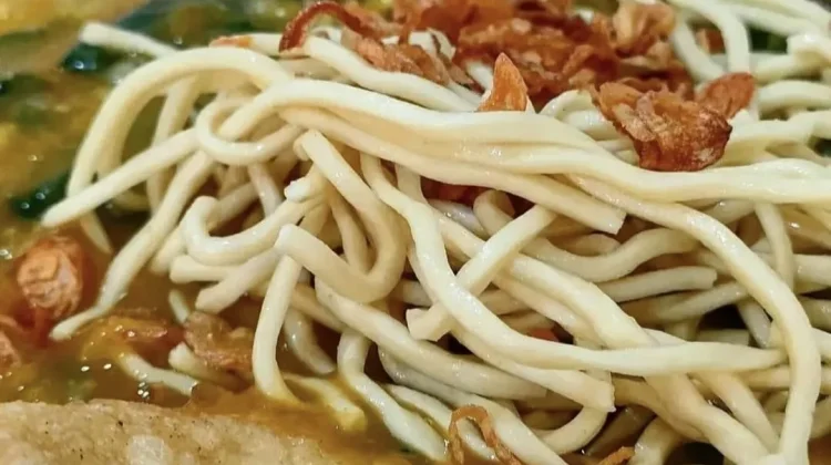 Midal dan Bubur Manado Jadi Favorit Warga Palu