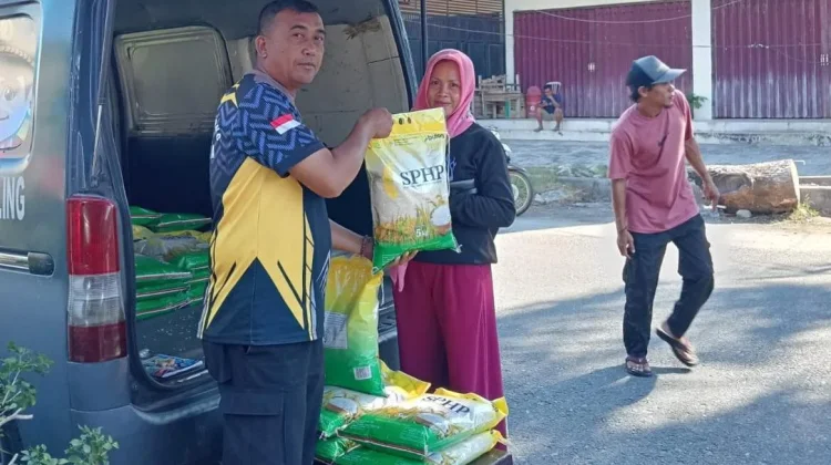 Gerakan Pangan Murah Polres Parimo Diserbu Warga, 150 Kg Beras Ludes Terjual