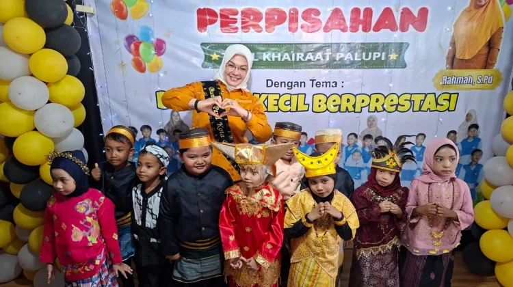 Perpisahan TK Alkhairaat Palupi, Bunda PAUD Palu Puji Keberanian Siswa