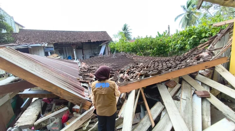 Gubernur Sulteng Respon Cepat dan Lakukan Penanganan Darurat Pasca Gempa M 6,7