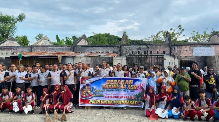 Hari Bhayangkara ke-80, Polres Parigi Moutong Pimpin Gerakan Indonesia Asri