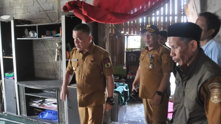 Temukan Rumah Tidak Layak Huni di Talise, Wali Kota Palu Minta Segera Diperbaiki