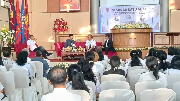 Seminar Satu Abad Gereja BK, Prof Zainal Bedah Indahnya Harmoni Islam-Kristen Palu