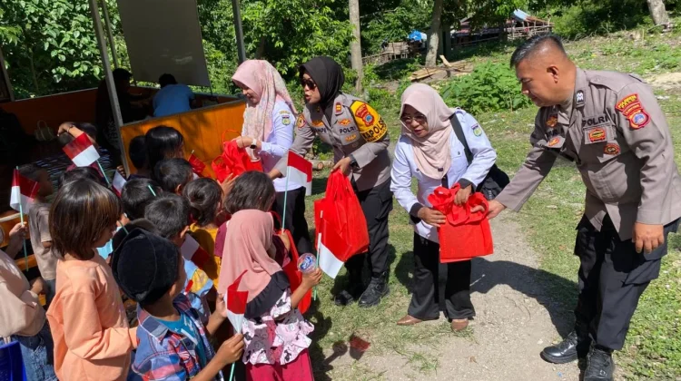 Rumah Baca Polsek Mantikulore Dukung Pendidikan Anak