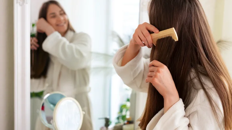 Tips Menjaga Rambut agar Tidak Lepek dengan Bahan Alami
