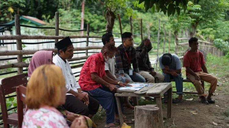Amura Tumbuhkan Kemandirian Warga Uwentumbu lewat Potensi Lokal