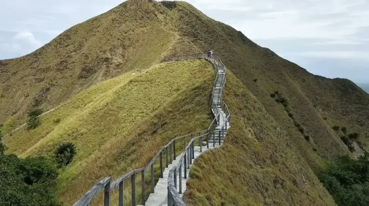 Pulau Dua Balantak, Menikmati Tenangnya Surga Kecil di Timur Sulawesi