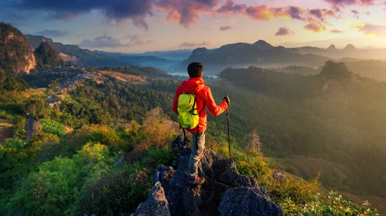 Jangan Asal Naik Gunung, Ini Tips Aman Mendaki bagi Pemula
