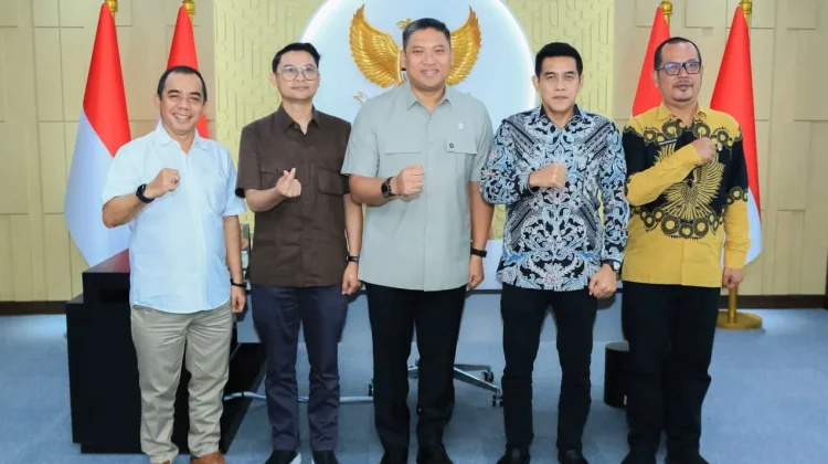 Bupati Parimo Perjuangkan Modernisasi Pertanian dan Kesejahteraan Petani