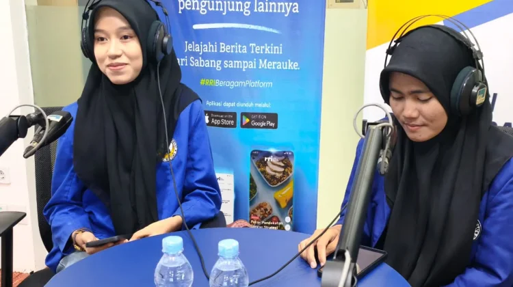 Mahasiswi Sastra Unisa Palu Raih Prestasi Penulis Esai Terbaik