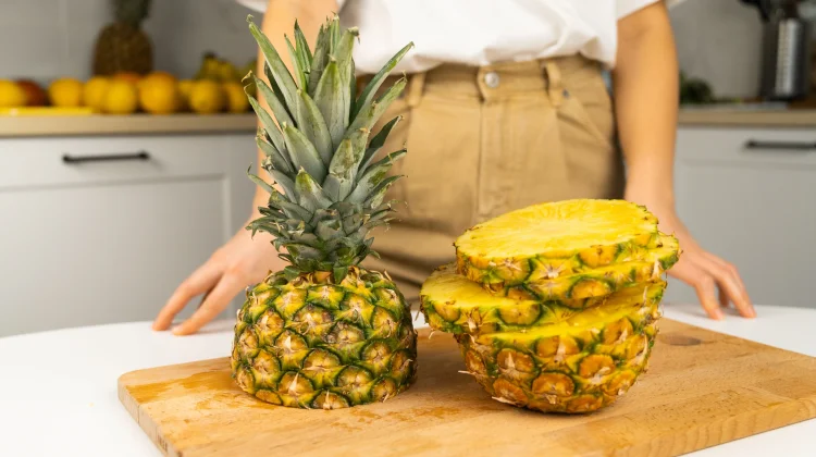 Nanas Jadi Favorit saat Cuaca Panas