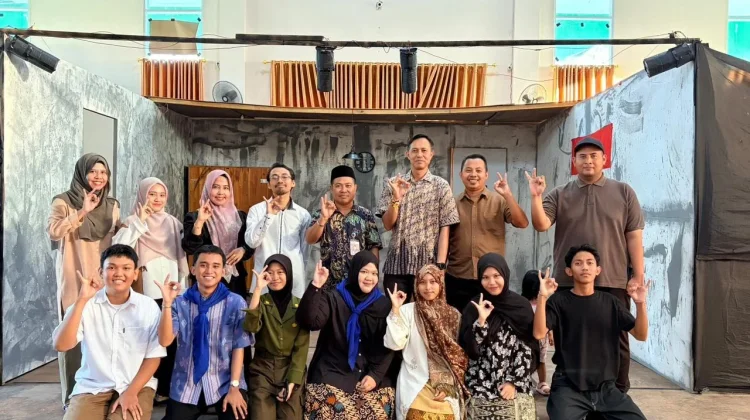 MAN 2 Kota Palu Perkuat Pendidikan Karakter lewat Pementasan Teater Nol
