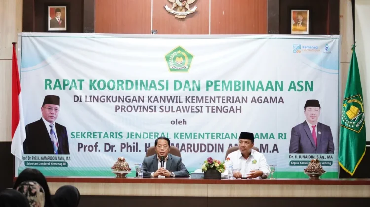 Sekjen Kemenag Ingatkan ASN Sulteng, Pelayanan Tak Berhenti di Balik Meja