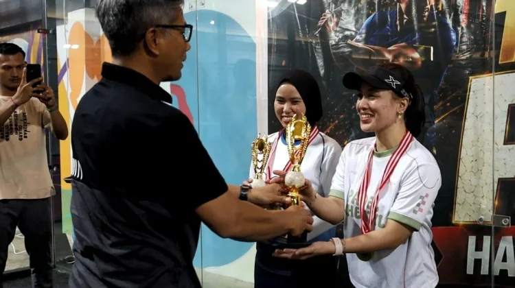 Turnamen Padel Polda Sulteng Perkuat Kebersamaan dengan Masyarakat