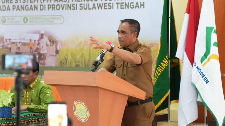 Anwar Hafid Targetkan Produktivitas Padi Sulteng 6 Ton per Hektare