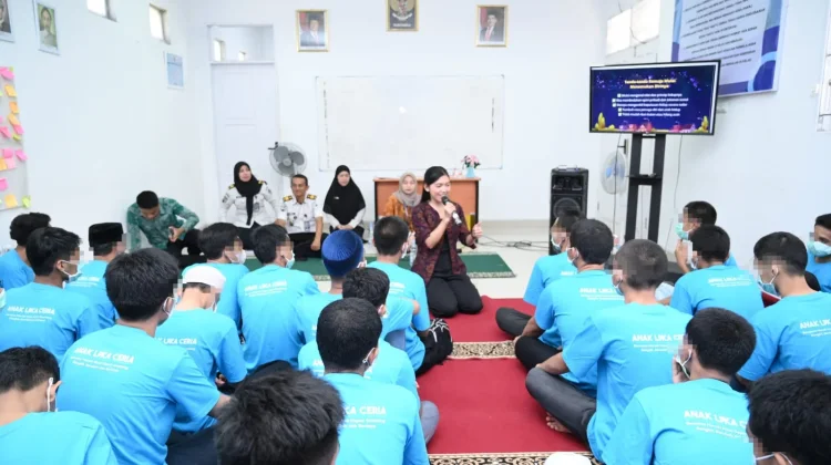 Gandeng Psikolog, DWP BMPR Sulteng Berbagi Energi Positif di LPKA Palu