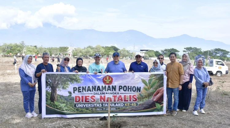 Wujudkan Kampus Hijau, BKU Untad Tanam Ratusan Pohon Produktif