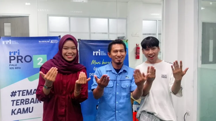 Aksi Sosial Komunitas Ayo Bermain di Hari Anak
